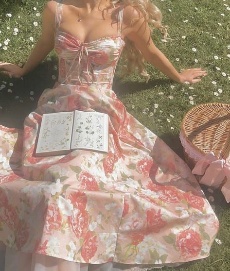 Aphrodite Aesthetic Outfit, Ethereal Aesthetic Outfits, Fairy Core Outfits, Aphrodite Cabin, Cottage Core Dresses, Current Aesthetic, Pink Cottagecore, Princess Core, Fairytale Dress