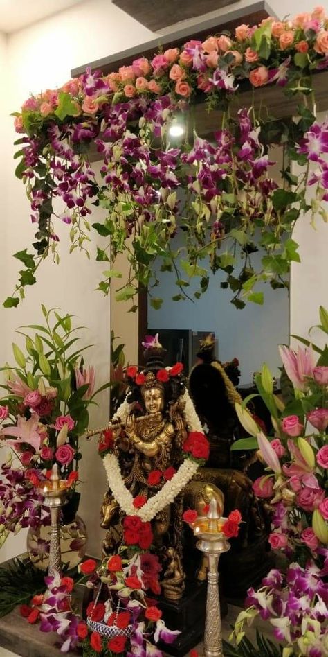 Krishna Mandir At Home, Mandir At Home, Krishna Mandir, Shiva Mantra, Mandir Decoration, Lord Shiva Mantra, Janmashtami Decoration, Krishna Wallpapers, Goddess Decor