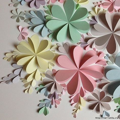 All done with folded hearts! Cool. Diy Paper Flower Wall, Paper Flower Wall Art, Diy Flores, Flowers Easy, Fleurs Diy, Paper Flowers Wedding, Paper Flower Backdrop, Paper Flower Wall, Giant Paper Flowers