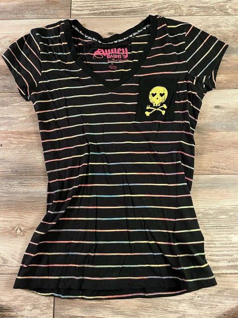 Scene Kid Shirt, Scene Emo Clothes, Scene Clothes 2000s, Scene Kid Clothes, Scene Shirts, Scene Kid Outfits, Scene Tops, Dc Clothing, Scene Clothes