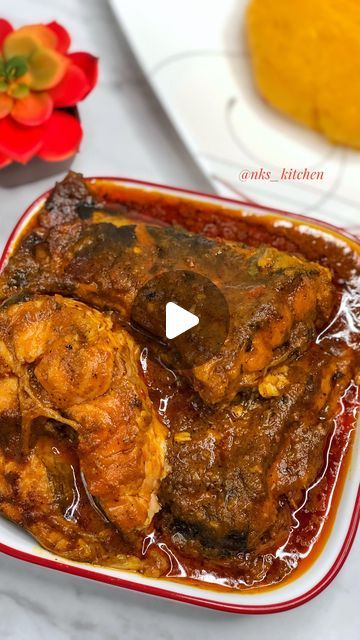 Nks Kitchen LLC on Instagram: "BIG FISH 🤣😍😍😍

A very proud banga soup 👌👌👌

I DO NOT OWN THE RIGHT TO THIS SONG 🎶" Banga Soup Recipe, Bonda Soup Recipe Video, Fish Cake Soup Korean, Afang Soup, Banga Soup, Bergen Fish Soup, Big Fish, Recipe Video, Soup Recipe