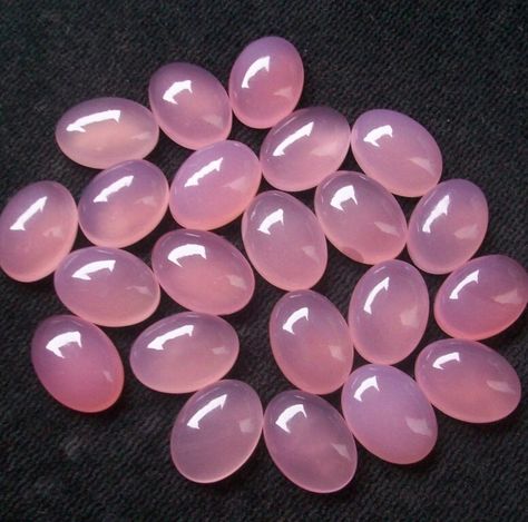 Pink Chalcedony, Oval Cabochon, Stone Names, Rose Cut, Pink Roses, Small Businesses, Pink Color, Gemstone Beads, Loose Gemstones