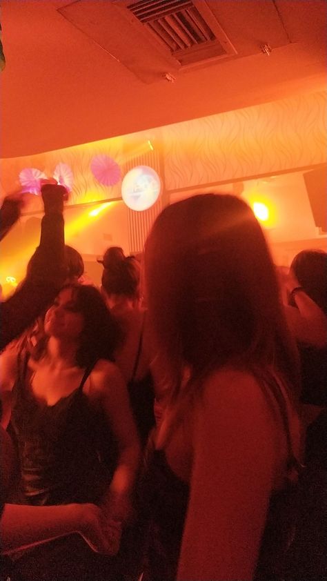 An orange background with blurry girls dancing Orange Party Aesthetic, Party Dark Aesthetic, Drunk Party Girls, Drunk Party, Orange Party, Party Aesthetic, Phone Theme, Orange Aesthetic, Party Animal