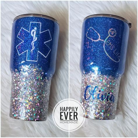 Nurse Cups, Painted Tumblers, Glitter Tumblr, Making Tumblers, Ems Week, Cricut Cups, Tumbler Inspiration, Cup Diy, Epoxy Cups