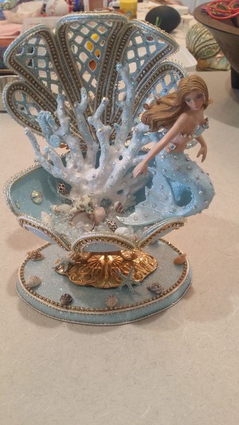 Faberge Eggs Diy, Bejeweled Easter Eggs, Mermaid Eggs Art, Fairy Egg, Faberge Eggs Craft, Mermaid Sand Sculpture, Egg Artistry, Egg Shell Art, Mermaid Fairy