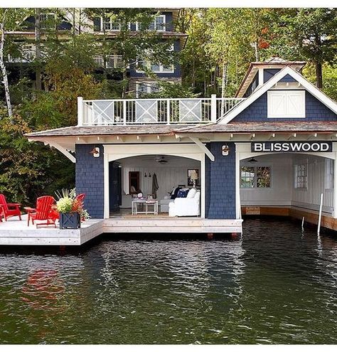 Boathouse Design, Muskoka Living, Dock House, Rustic Lake Houses, Lake House Interior, Lake Houses Exterior, Lake Dock, Lakefront Living, Lake Boat