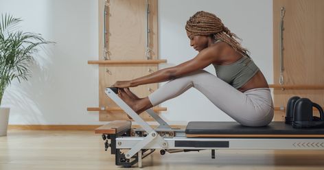 Pilates Solo, Pilates Benefits, Pilates At Home, Reformer Pilates, Joseph Pilates, Fitness Trends, Popsugar Fitness, Workout Warm Up, Mat Pilates