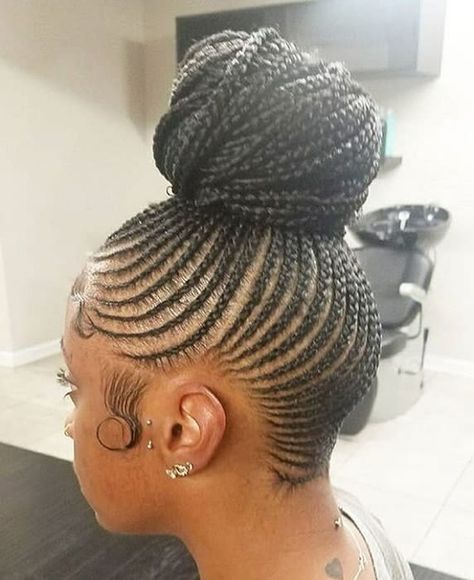 30 Ways to Effortlessly Rock Box Braids Updo Hairstyles Feed In Braids Ponytail, Feed In Braids, Braids Ponytail, Feed In Braids Hairstyles, African Hair Braiding Styles, Braided Cornrow Hairstyles, Braided Ponytail Hairstyles, Feed In Braid, Beautiful Braids