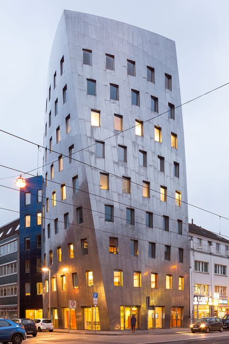 Gehry Tower, Hanover, Germany. Aluminum Shingles, Frank Gehry Architecture, Gehry Architecture, Hanover Germany, Woolworth Building, Daniel Libeskind, Jean Nouvel, Rem Koolhaas, Landmark Buildings