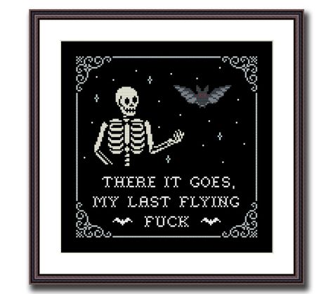 Stitch Things, Cartoon Bat, Cross Stitch Quotes, Halloween Cartoon, Halloween Embroidery, Types Of Stitches, Cross Stitch Heart, Stitch Ideas, Witch Halloween