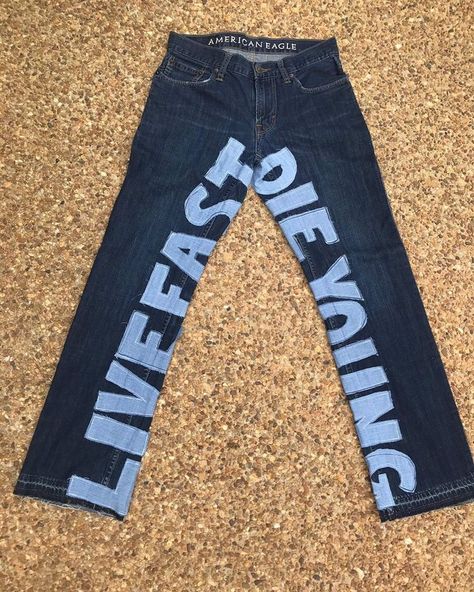 Words On Pants, Diy Jeans Paint Aesthetic, Jean Painting Ideas, Custom Jeans Diy, Denim Diy Clothes, Custom Jean, Unique Jeans, Diy Clothes Design, Custom Jeans