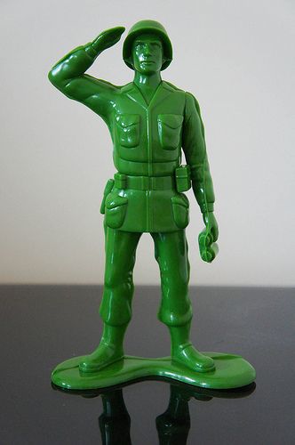 toy army men | photo Toy Story Green Army Men, Green Army Toy Soldiers, Plastic Army Men Toys, Toy Soldier Tattoo, Toy Story Army Men, Toy Army Men, Soldier Toys, Army Toys, Army Men Toys