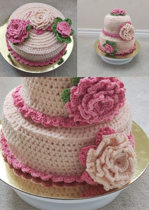 Crochet Cake Pattern, Crochet Birthday Cake, Crochet Birthday, Crochet Cake, Cake Pattern, Crochet Strawberry, Chunky Knitting, Crochet Wedding, Crochet Food