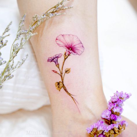 Petunia Tattoo, Aster Tattoo, Morning Glory Tattoo, Tattoos Masculinas, Delicate Flower Tattoo, Virgo Tattoo Designs, Lily Flower Tattoos, Flower Tattoo Drawings, Virgo Tattoo