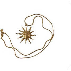 Vintage Anne Klein Happy Sun Pendant Accessories Png, Trendy Jewerly, Happy Sun, Harry Potter 2, Sun Pendant, Gold Pendant Jewelry, Gold Chain With Pendant, Yellow Gold Jewelry, Gold Chain Jewelry