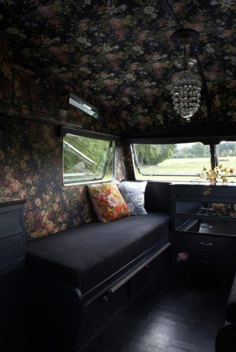 Small but mighty, these 25 awesome Airstream trailers would make any journey an epic one. Goth Camper, Vintage Caravan Interiors, Caravan Vintage, Caravan Home, Airstream Interior, Retro Caravan, Caravan Interior, Vintage Caravan, Vintage Caravans