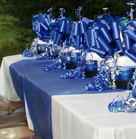 BudLight Beer Cakes <3JessO.!!! Budlight Party Ideas, Beer Centerpieces For Men Party, Bud Light Birthday Party Decorations, Birthday Lights Decoration, Beer Mug Centerpiece 50th Birthday, Bud Light Birthday, Budlight Beer Cake, Bucket Centerpiece, Birthday Lights