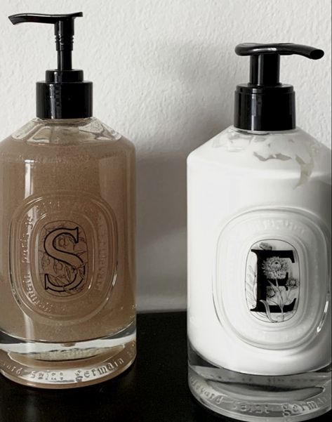 diptyque soap and lotion | acs House Details, Hand Cream, Makeup Skin Care, Beauty Secrets, Skin Makeup, Beauty Care, Soap Dispenser, Maquillaje De Ojos, Skincare Products