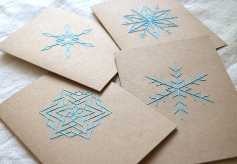 Embroidered Cards, Embroidery Cards, Stitching Cards, Snowflake Cards, Christmas Card Crafts, Paper Embroidery, Diy Christmas Cards, Christmas Embroidery, Christmas Advent