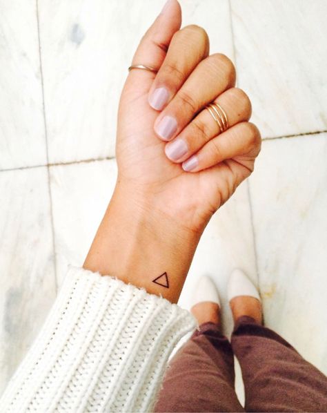 Small Triangle Tattoo, Triangle Tattoo Meaning, Miniature Tattoos, Inner Wrist Tattoos, Simple Line Tattoo, Wörter Tattoos, Tiny Tats, Tattoo Water, X Tattoo