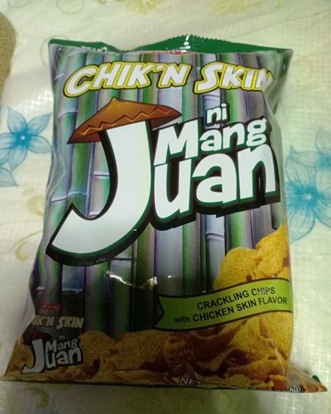 jack n' jill chik'n skin ni mang juan Filipino Desserts, Grocery Foods, Chicken Skin, Jack And Jill, Chip Bag, Crackers, Gum, Snack Recipes, Chips