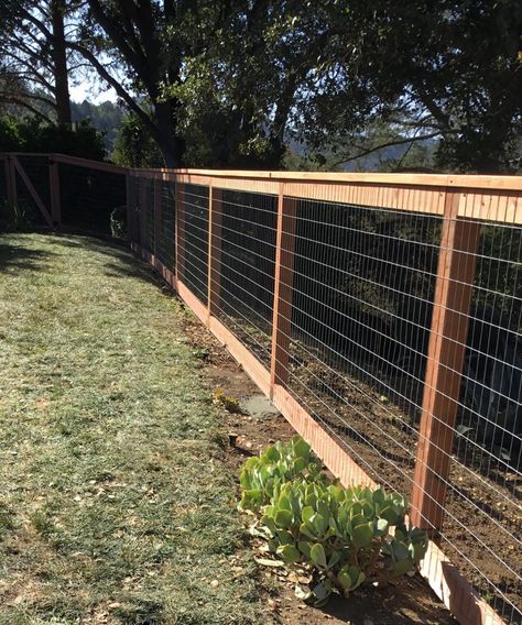 Fence Contractor Marin County | Marin Fence Repair Service 94901 Uneven Fence Ideas, Hogwire Fence Ideas, 6ft Fence Ideas, Diy Hog Wire Fence, Fence Around Patio, Fence Around House, Chicken Fence Ideas, Farm Fence Diy, Farm Fence Ideas