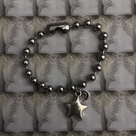 swirl star bracelet a handmade star bracelet with a... - Depop 2000s Bracelets Aesthetic, Swirl Star, Star Bracelets, Funky Bracelet, Funky Jewelry, Star Bracelet, Star Girl, Dream Jewelry, Star Charms