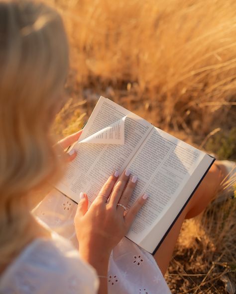 Exciting things ahead for Brooke in the Baltic Mission! I loved being a missionary. It is so exciting to capture these important chapters in your lives!! #photographer #utahphotographer #calledtoserve #missionpictures #portraitphotographer #utahportraitphotographer Missionary Aesthetic, Mission Photoshoot, Missionary Pose Reference, Sister Missionary Pictures, Portland Temple, Mission Pictures, Mission Photos, Ring Photoshoot, Mission Call