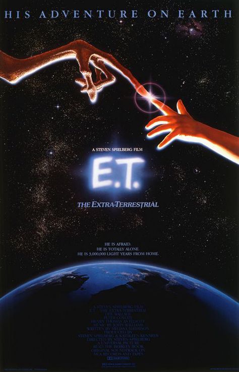 E.t Movie, Et The Extra Terrestrial, Film Cult, Vintage Films, Film Logo, Film Vintage, Movies Worth Watching, Septième Art, I Love Cinema