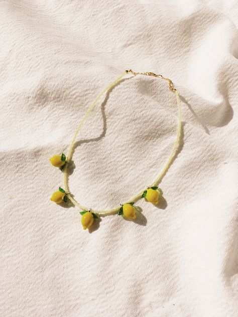 Lemon Jewelry, Ceramic Bead Jewelry, Mixed Beads Necklace, Jewelry Logo Design, Fruit Necklace, Fruit Jewelry, Jewelry Logo, Polymer Clay Jewelry Diy, School Jewelry