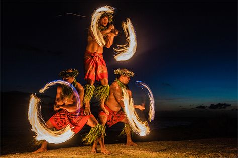 Fire dancers at a luau in Hawaii (photo: Deborah Kolb/Shutterstock) Hawaii National Parks, Maui Itinerary, Fire Dancer, Hawaii Volcanoes National Park, Hawaii Volcano, Hula Dancers, Visit Hawaii, Hawaii Luau, Hawaiian Luau