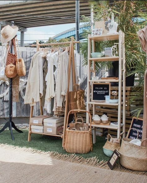 Baby Boutique Table Display, Pop Up Market Tent Display, Clothing Store Pop Up, Clothing Vendor Booths, Bazaar Booth Ideas Clothes, Portable Booth Display, Pop Up Booth Display Ideas Clothing, Boho Market Booth, Small Pop Up Shop Display Ideas