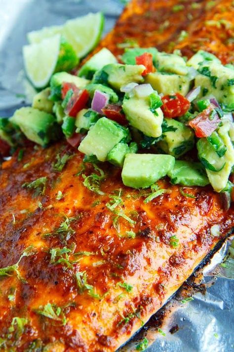 Chipotle Lime Salmon, Buttery Salmon, Lime Salmon Recipes, Salmon With Avocado, Salmon With Avocado Salsa, Closet Cooking, Lime Salmon, Salmon Dishes, Avocado Salsa