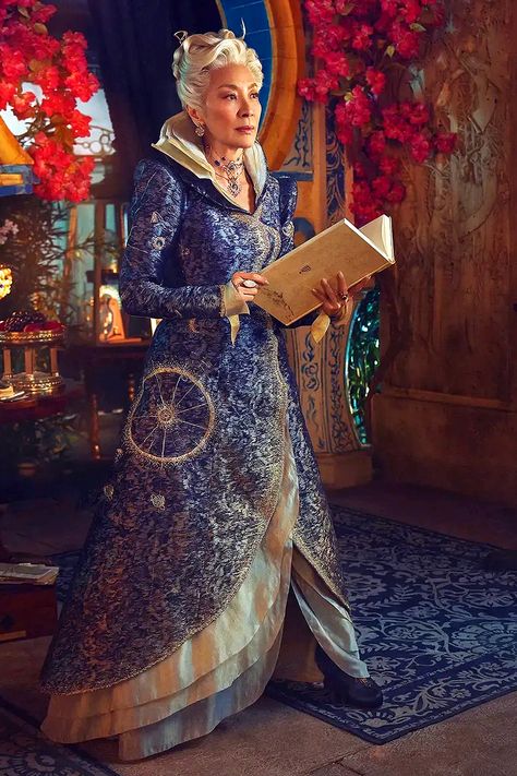 Michelle Yeoh as Madame Morriblein in Wicked | Vanity Fair | March 21, 2024 | 📷 Sophy Holland Olive Penderghast Outfits, Michelle Yeoh Wicked, Madame Morrible Wicked, Wicked Movie Outfits, Wicked Movie Costumes, Madam Morrible, Wicked Musical Aesthetic, Renfaire Outfits, Wicked Characters