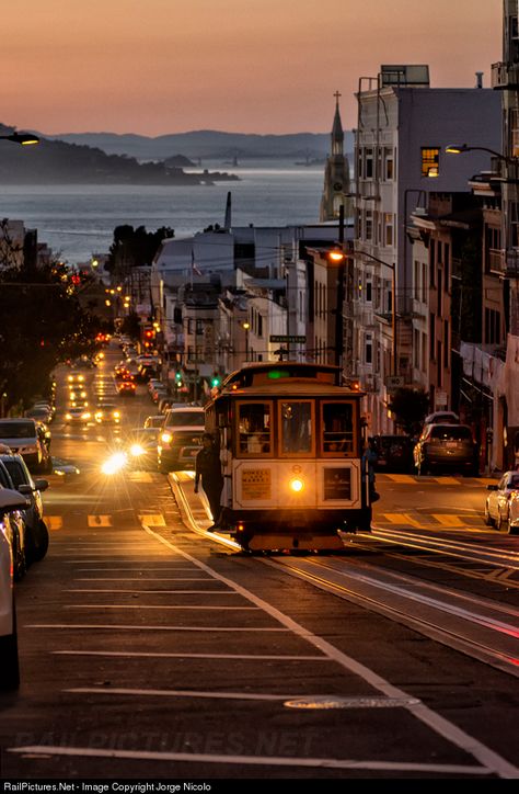 RailPictures.Net Photo: 6 San Francisco Municipal Railway Cable car at San Francisco, California by Jorge Nicolo San Francisco Attractions, San Francisco Cable Car, Car Museum, Light Rail, Cable Car, Cable Cars, Location Map, San Fran, All Aboard