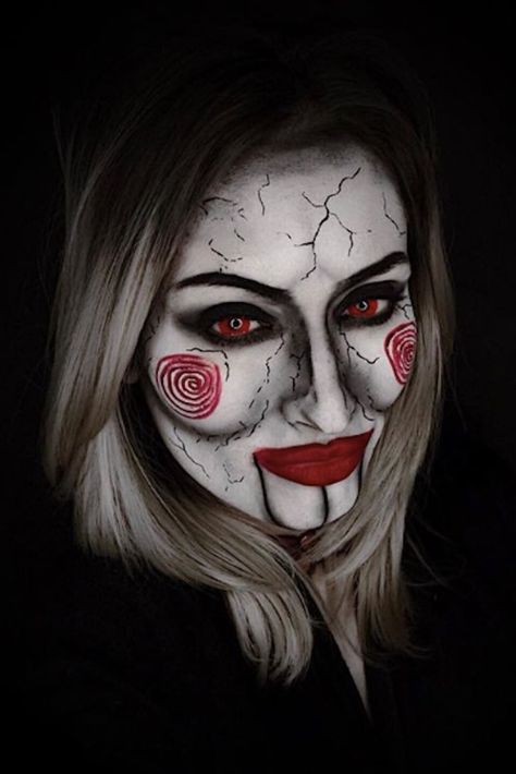 Halloween Jigsaw Makeup Makeup Easy Tutorial, Saw Makeup, Jigsaw Makeup, Saw Halloween, Scary Halloween Makeup, Horror Make-up, Creepy Halloween Makeup, Cute Halloween Makeup, Halloween Makeup Pretty