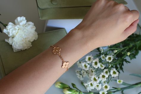 Van Cleef Arpels Bracelet Rose Gold, Rose Gold Van Cleef Bracelet, Van Cleef Arpels Bracelet, Van Cleef Bracelet, Cleef Bracelet, Vintage Alhambra Bracelet, Alhambra Bracelet, Gold Vans, Van Cleef And Arpels Jewelry