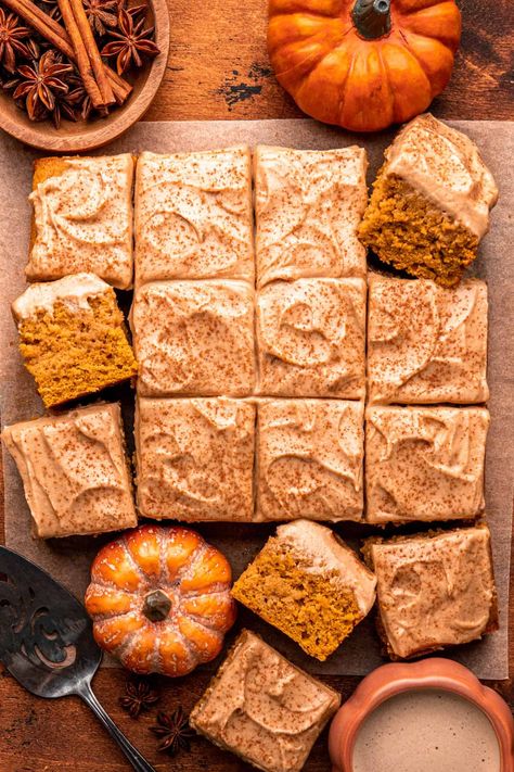 Pumpkin Spiced Desserts, Lemon Spice Cake, Pumpkin Spiced Latte Cake, Pumpkin Spice Latte Cake In Bloom Bakery, Pumpkin Spice Ideas, Pumpkin Desserts Aesthetic, Fall Loaf Cake Recipes, Halloween Style Food, Pumpkin Spice Latte Bars