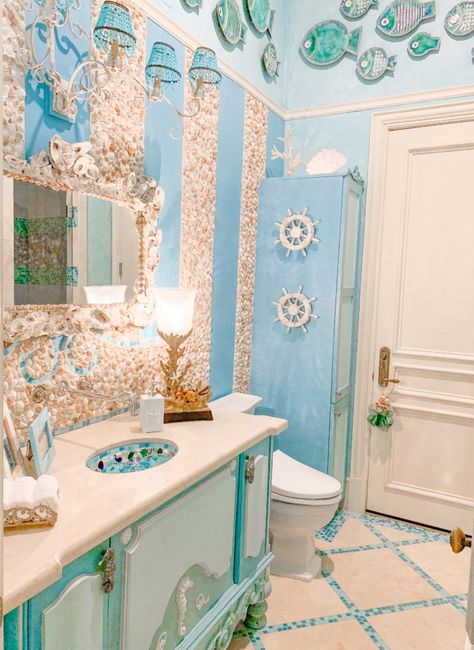 Ocean Themed Bathroom Ideas, Sea Themed Bathroom, Ocean Theme Bathroom, Under The Sea Bathroom, Sea Bathroom Decor, Ocean Bathroom Decor, Mermaid House, Mermaid Decor Bedroom, Ocean Themed Bathroom