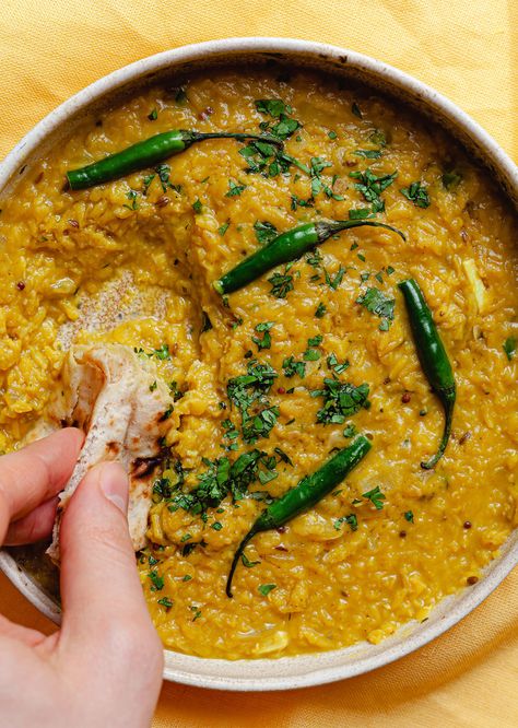 Tarka Dhal - So Vegan Tarka Dhal Recipe, Vegan Dhal, Dhal Curry, Dahl Recipe, Dhal Recipe, Lentil Dishes, Indian Bread, Lentil Recipes, Curry Recipe