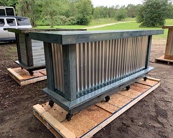 Rustic Reception Desk, Outdoor Patio Bar, Indoor Bar, Bar Metal, Bar Patio, Beautiful Bars, Indoor Patio, Bar Interior, Corrugated Metal