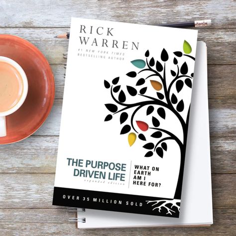 Introducing an expanded edition of the #1 international bestseller, The Purpose Driven Life now includes two bonus chapters. This spiritual journey will transform your answer to life's most important question: What on earth am I here for? Simplify your life, increase your motivation, discover God's amazing plan for you both now and for eternity. Purpose Driven Life Book, The Purpose Driven Life, Pastor Rick Warren, Rick Warren, Purpose Driven Life, Answer To Life, Life Quality, Longing For You, Life Book