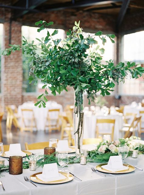 wedding centerpieces greenery Wedding Table Placement, Green Wedding Centerpieces, Cheap Wedding Table Centerpieces, Greenery Wedding Centerpieces, Green Centerpieces, Greenery Centerpiece, Tall Wedding Centerpieces, Unique Wedding Flowers, Wedding Floral Centerpieces