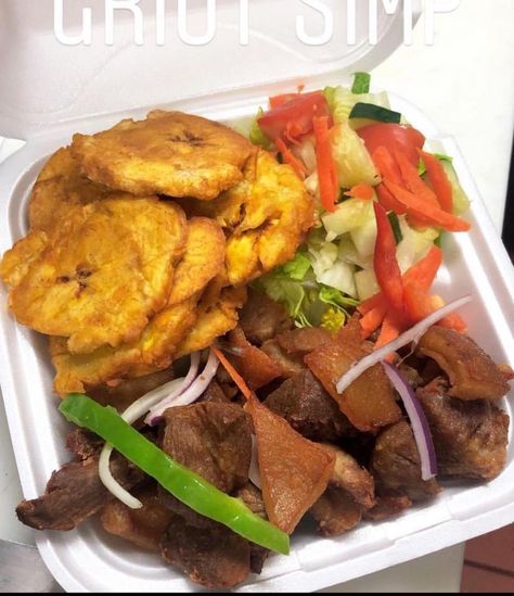 Haitian Food Recipes, Fish Platter, Glamorous Hair, Island Food, Caribbean Recipes, Tandoori Chicken, Fish, Chicken, Ethnic Recipes