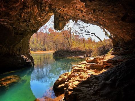 Missouri Hiking, Missouri Camping, National Parks America, Waterfall Hikes, Small Waterfall, American Road Trip, Natural Scenery, Beautiful Waterfalls, Best Hikes