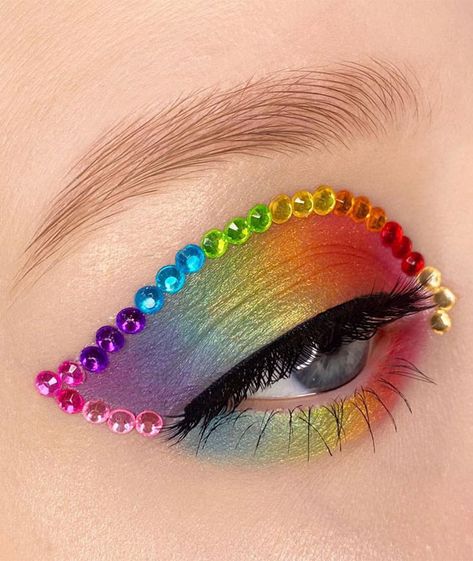 crystal eye make up, crystal eye embellishment, makeup trends 2022, runway makeup trends 2022, spring 2022 makeup trends, runway makeup artist, beauty trends 2022, spring makeup looks 2022, makeup trends 2022 spring, eyeshadow makeup trends 2022 Pride Rhinestone Makeup, Rainbow Gem Makeup, Rainbow Rhinestone Makeup, Pride Make Up, Makeup Looks 2022, Rainbow Makeup Ideas, Makeup Trends 2022, Artistic Makeup Ideas, Rainbow Makeup Looks