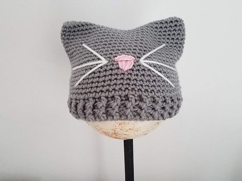 Crocheted Cat Hats Free Pattern, Cat Beanie Tutorial, Cat Ear Hat Crochet Pattern, Owl Kitty, Kitty Crochet Hat, Beanie Tutorial, Crochet Cat Beanie, Classy Crochet, Cat Hat Pattern