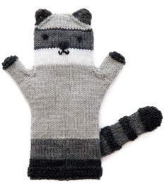 Knitted Raccoon Puppet (Free Knitting Pattern) - Craftfoxes Animal Hand Puppets, Glove Puppets, Knitting Toys, Large Knitting, Puppet Patterns, Animal Knitting Patterns, Knitting Patterns Toys, Hand Puppet, Knitted Animals