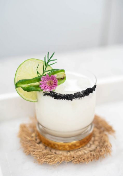 Black Salt Cocktail, Coconut Jalapeno Margarita, White Tequila Cocktails, White Drinks Cocktails, Black And White Drinks, Margarita Garnish, Classic Tequila Cocktails, Coconut Margarita, Traditional Margarita