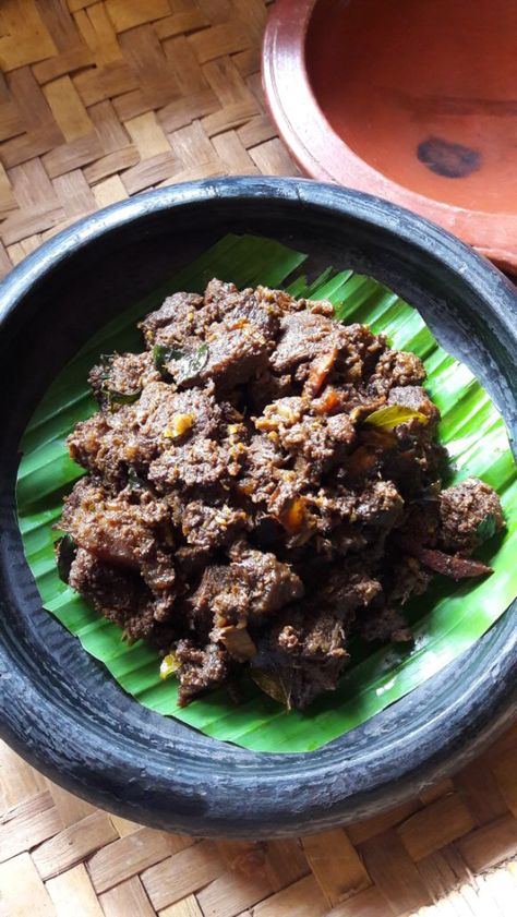 Kerala Beef Roast, Kerala Parotta, Kerala Dishes, Beef Roast, Signature Dishes, Roast Beef, Kerala, Homemade Recipes, Socks